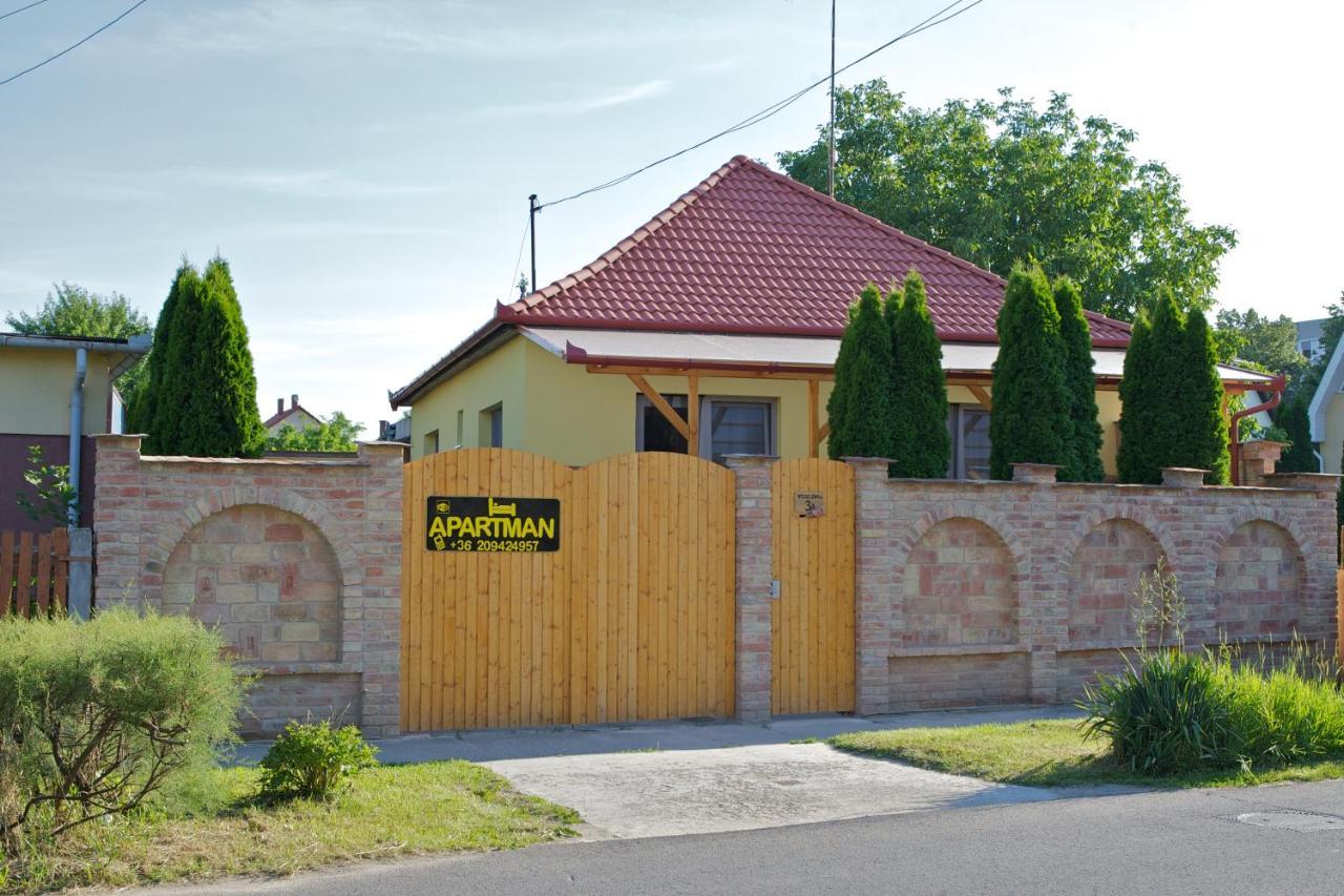 Ferienwohnung Ami Hajdúszoboszló Exterior foto